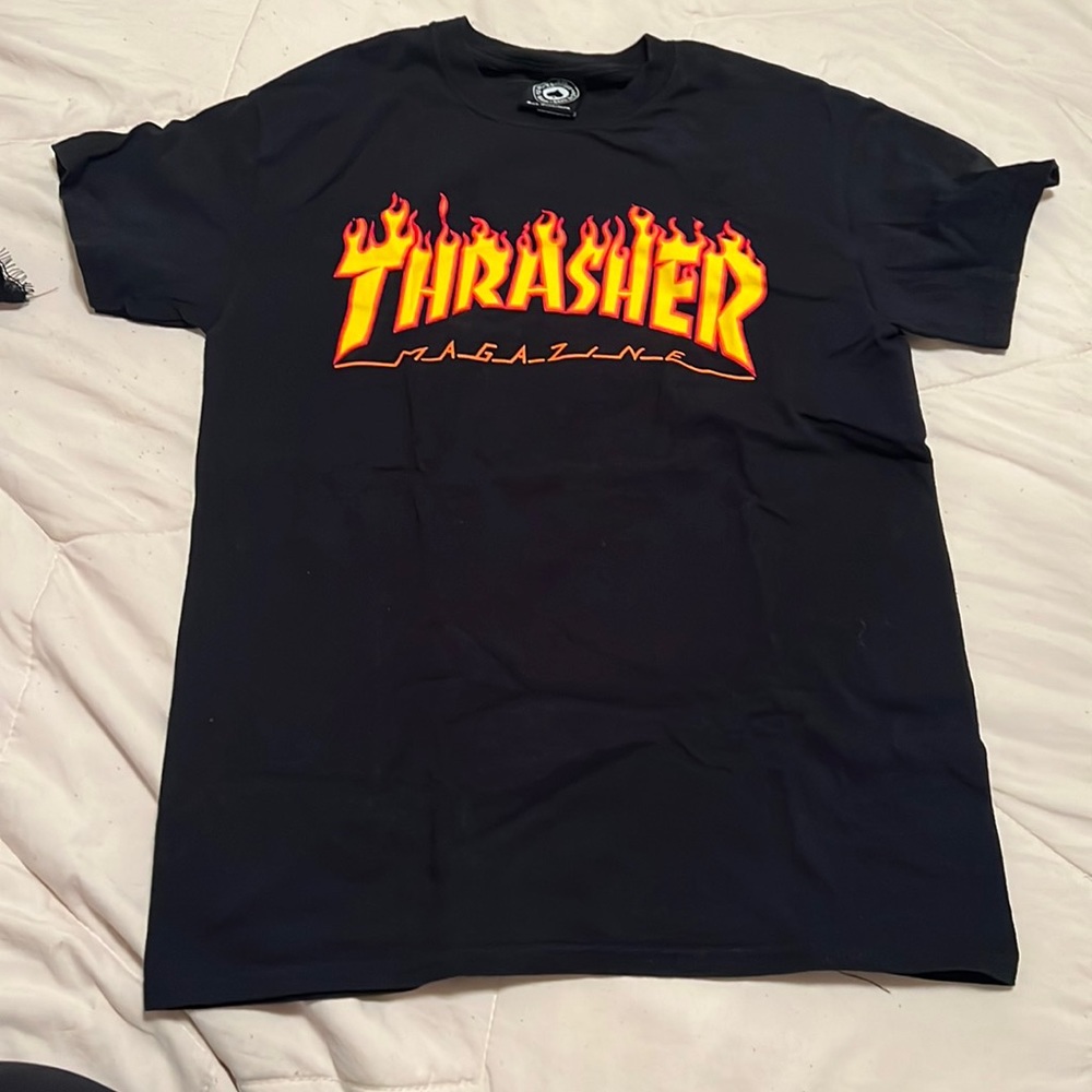 Black thrasher magazine tshirt